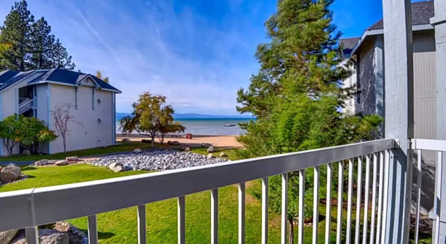 Номер Standard с видом на озеро Beach Retreat & Lodge at Tahoe