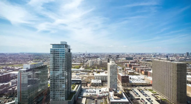 Четырёхместный номер Standard с видом на город Marriott Marquis Chicago