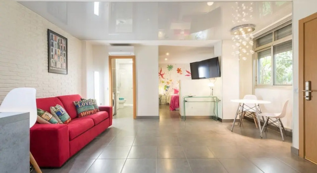 Suites Garden Loft Velázquez, Забронировать Отель Отели Лас-Пальмас-де-Гран-Канария с парковкой, рядом с Union Deportiva Las Palmas, Парковка