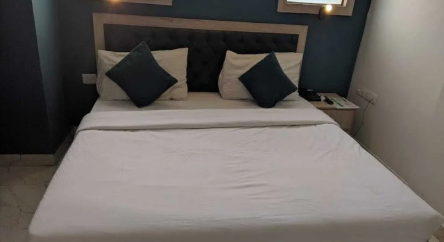 Hotel Nazeer by Adb Rooms, Забронировать Отель Отели Нью-Дели с завтраком, Завтраки
