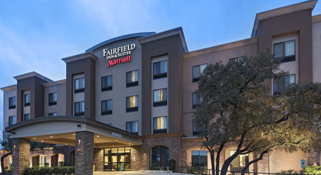 Fairfield Inn and Suites by Marriott Austin Northwest/Research Blvd, Buchen Sie Hotel Hotels in Greater Austin mit Pool, Schwimmbad