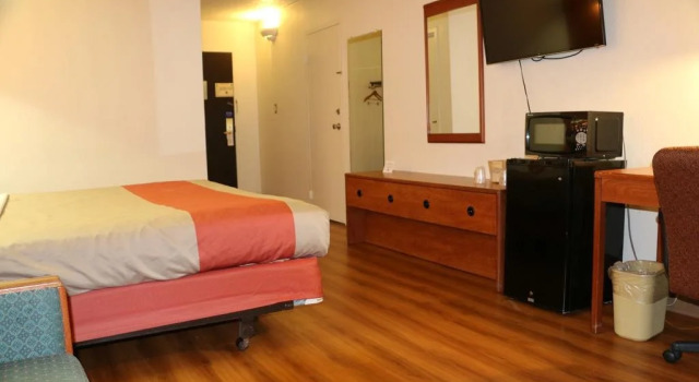 Motel 6, Varaa Motelli Tulsa 