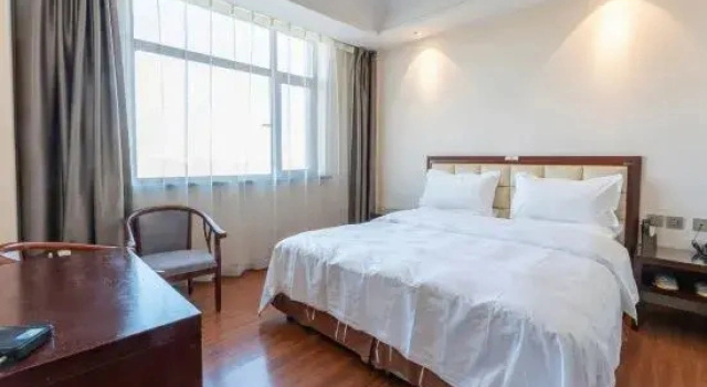 Двухместный люкс Standard Xinwei Business Hotel