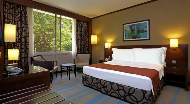 Двухместный номер Standard Holiday Inn Riyadh Izdihar by IHG