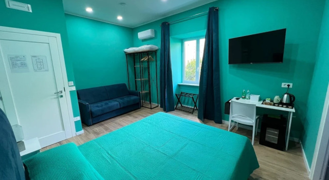 MASTERSA GUEST HOUSE, Забронировать Гостевой дом Отели Неаполя с парковкой, рядом с Ospedale degli Incurabili, Парковка