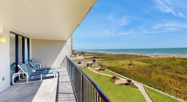 Апартаменты All-suite Coastal Retreat: Suntide III - Unit 405