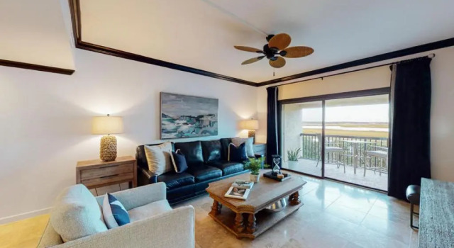 240 Captains Quarters