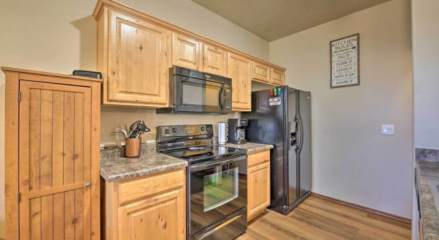 Апартаменты Near Lake & Trails: Show Low Condo w/ Grill!