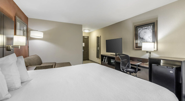 Двухместный номер Standard Best Western Plus Lees Summit Hotel & Suites