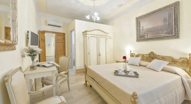 Minerbetti Suite Halldis Apartments, Забронировать Апартаменты/квартира Апартаменты Флоренции, рядом с Площадь Кафедрального собора, Апартаменты/квартира