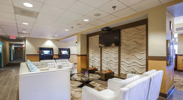 The Inn at Thousand Oaks - Memphis, Varaa Hotelli Memphis Tennessee