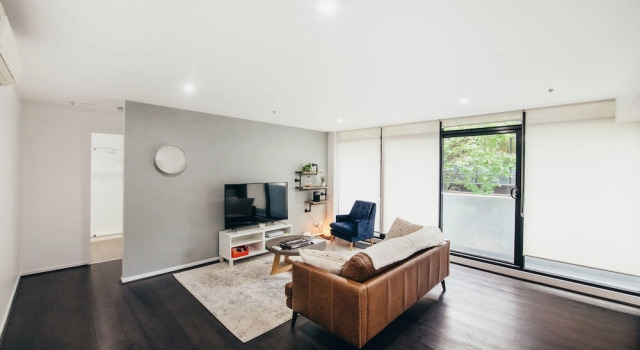 Rubi, 1BDR Melbourne Apartment, Забронировать Апартаменты/квартира Апартаменты Мельбурна, рядом с Дегрейвс-стрит, Апартаменты/квартира