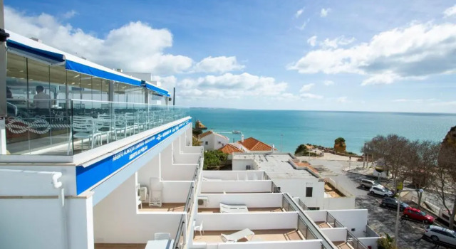 Двухместный номер с частичным видом на море Carvi Beach Hotel