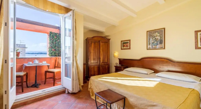 Двухместный номер Standard с частичным видом на море Hotel Mediterraneo