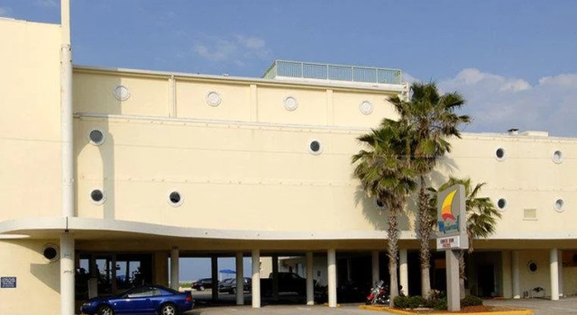 Best Western Mainsail Inn & Suites, Забронировать Отель Ормонд-Бич Daytona Beach Area, рядом с Парк Birthplace of Speed
