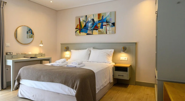 Kannas Mani Luxury Suites, Book Hotel Hotels in Lakonia with a Pool, Swimming Pool