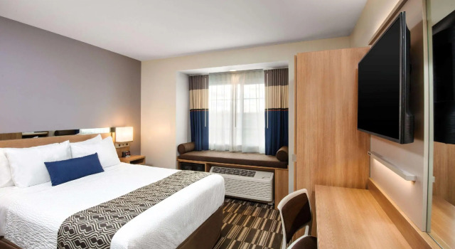 Двухместный номер Standard Microtel Inn & Suites by Wyndham Farmington