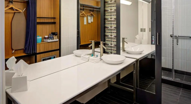 Номер Standard Aloft by Marriott Chapel Hill
