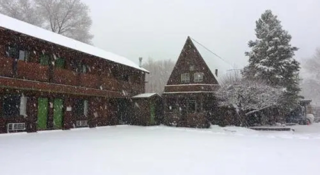 Murpheys Motel LLC, Buchen Sie Motel Lee Vining Mammoth