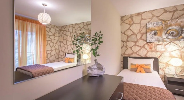 Limneon Villas