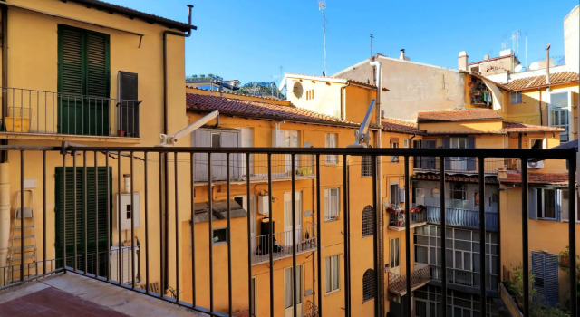 Monti Apartments - My Extra Home