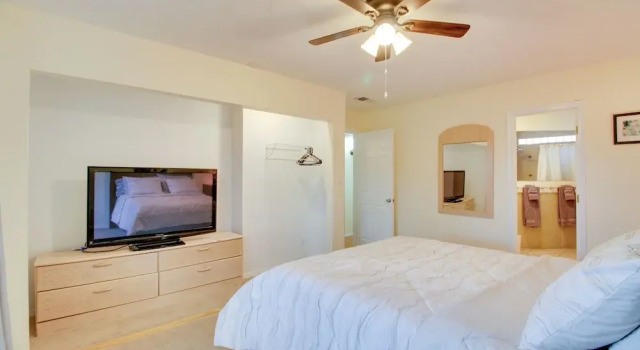 Comfy Albuquerque Townhome < 6 Mi to Downtown, Varaa Huoneisto Albuquerque New Mexico
