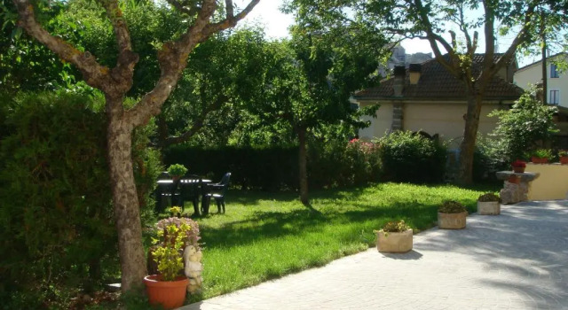Апартаменты с видом на сад Residence Villa Valsi