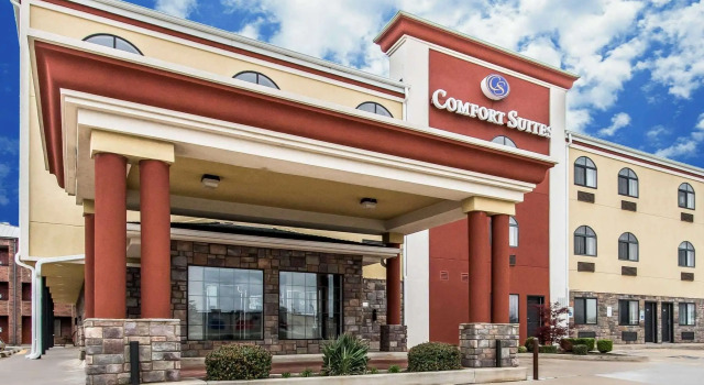 Люкс Comfort Suites Fairgrounds West