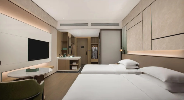 Двухместный номер Standard Ramada Plaza By Wyndham Wuhan Hanyang