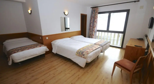Семейный номер Standard Pic Maià Mountain Hotel
