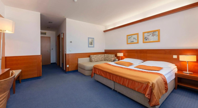 Garni Hotel Azul, Забронировать Отель Отели Среднесловенского региона с завтраком, Завтраки