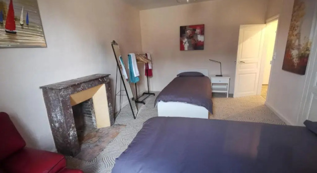 St Sebastien 3 Rooms above a restaurant, Rezervasyon Otel Saint-Sébastien Creuse