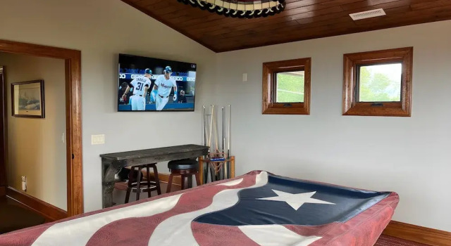 Hot Tub + Stunning Views: Luxury Beech Mtn Escape!, Забронировать Дом для отпуска Бич Маунтин Аппалачи