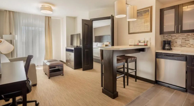 Двухместный люкс c 1 комнатой Staybridge Suites Irapuato by IHG