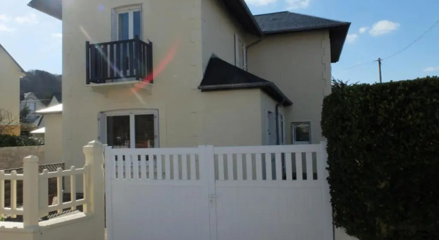 Вилла BAIE MT ST MICHEL , JULLOUVILLE , VILLA Caprice Rdc , 50m Mer ,7 pers , Prés Plage DDAY
