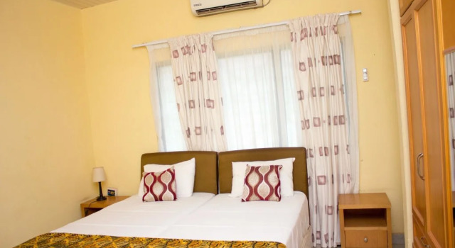 Jayliz Lodge