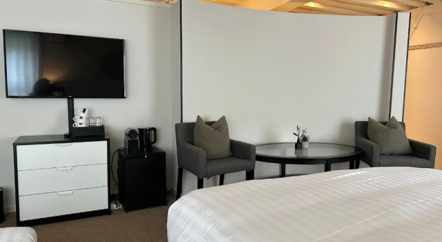 Трёхместный номер Standard с видом на канал Grand Canal Boutique Hotel Delft