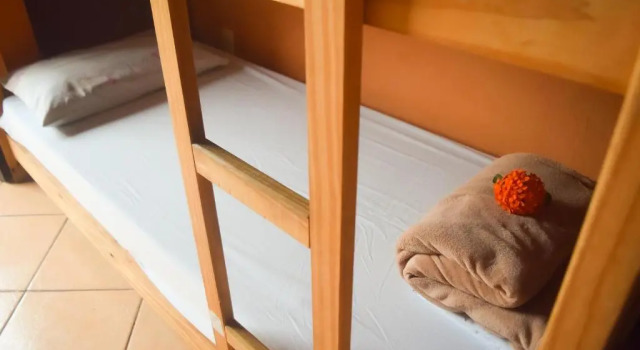 Leos Clan Beach Hostel, Забронировать Хостел Недорогие отели штата Рио-де-Жанейро, недорого