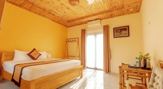 Двухместный номер Deluxe с балконом Tam Coc Green Garden Bungalow