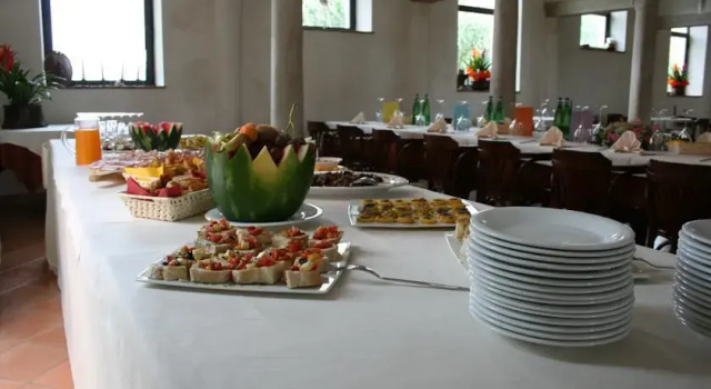Agriturismo Corte Settefrati, Boek Hotel Rodigo Lombardije