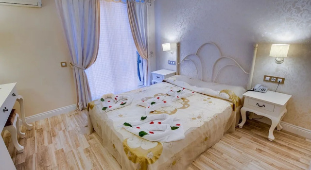 Двухместный номер Standard с видом на сад Pinehill Hotel & Suites
