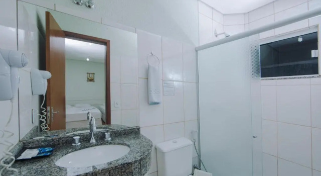 Четырёхместный номер Standard Hotel e Pousada Caroline