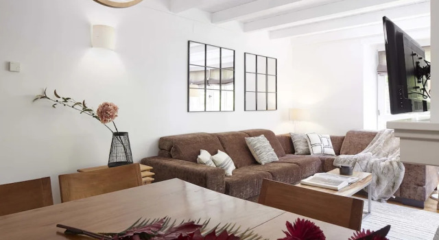 Val de Ruda Luxe 63 by Feelfree Rentals