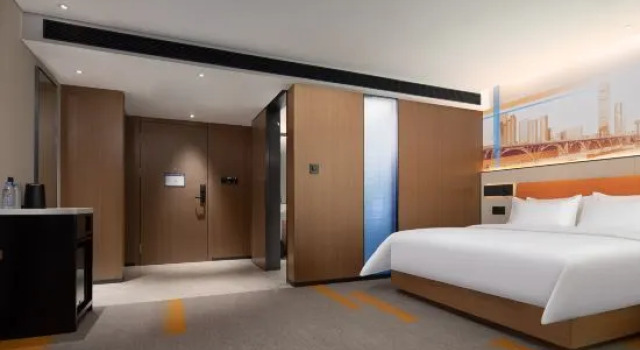 Номер Superior 长沙五一广场希尔顿欢朋酒店Hampton by Hilton Changsha Wuyi Square