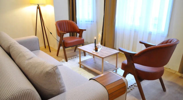 Golden Door Hotel