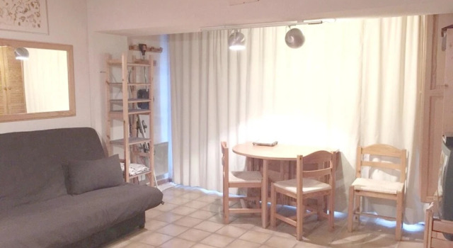 Apartment With one Bedroom in Vars, With Wonderful Mountain View and F