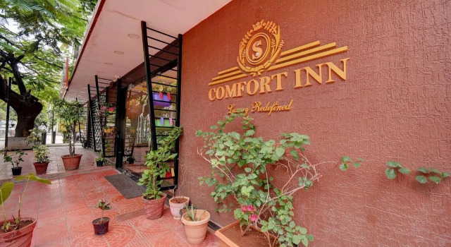 Fabhotel S Comfort Inn, Забронировать Отель Отели Индиранагара 3 звезды, 3*