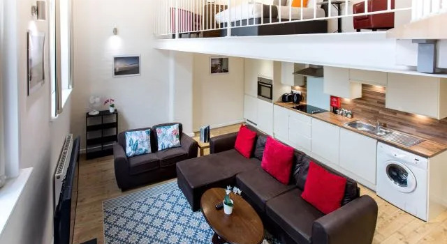 Charter House School Serviced Apartments, Забронировать Апартаменты/квартира Отели Кингстон-апон-Халл с парковкой, рядом с Музей динозавров Dinostar, Парковка