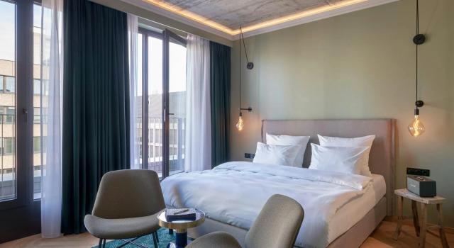 Двухместный номер Standard с балконом и с видом на город Gekko House Frankfurt, a Tribute Portfolio Hotel