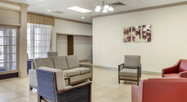 Quality Inn Dunn, Rezerwuj Hotel Dunn Północna Karolina
